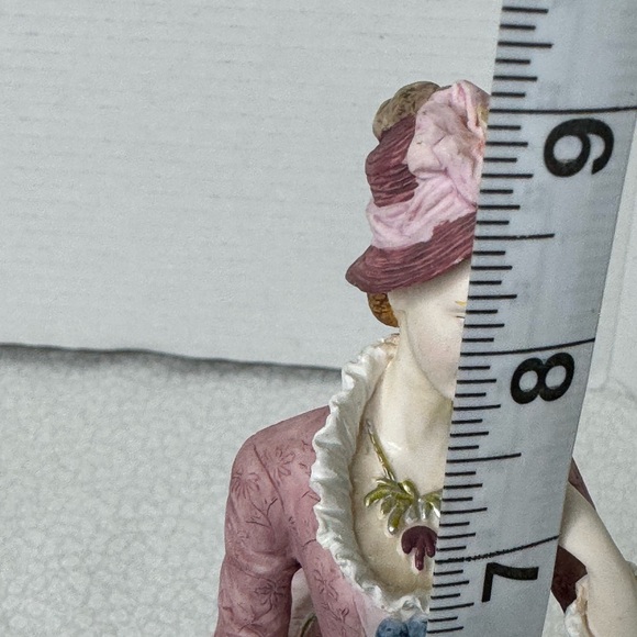 victorian lady, figuring home accent decor ceramic 9”tall dress in pink and blue - Picture 10 of 11